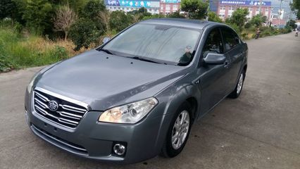 奔騰B50自動(dòng)高配星耀灰二手車(chē)交易實(shí)測(cè) 愛(ài)卡論壇現(xiàn)場(chǎng)肉身體驗(yàn)